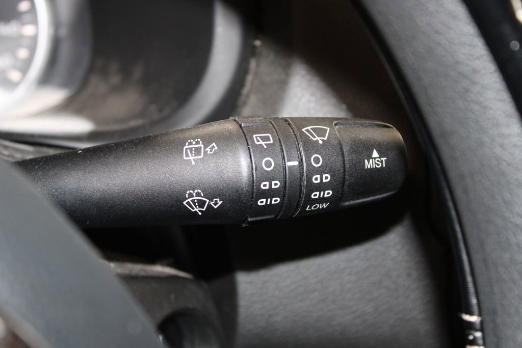 Used 2017 Jeep Renegade Sport w/ Power & Air Group image 23