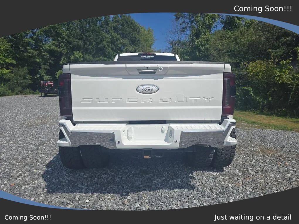Used 2023 Ford F450 Lariat w/ Chrome Package AWD/4WD image 5