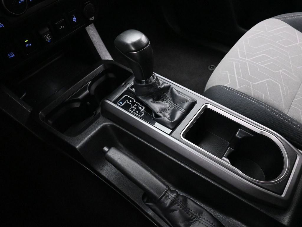 Used 2023 Toyota Tacoma TRD Off-Road w/ Technology Package image 31