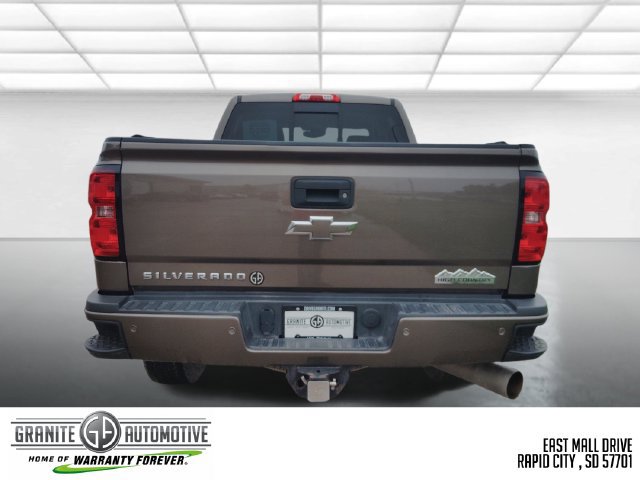 Used 2015 Chevrolet Silverado 2500 High Country w/ Duramax Plus Package AWD/4WD image 4