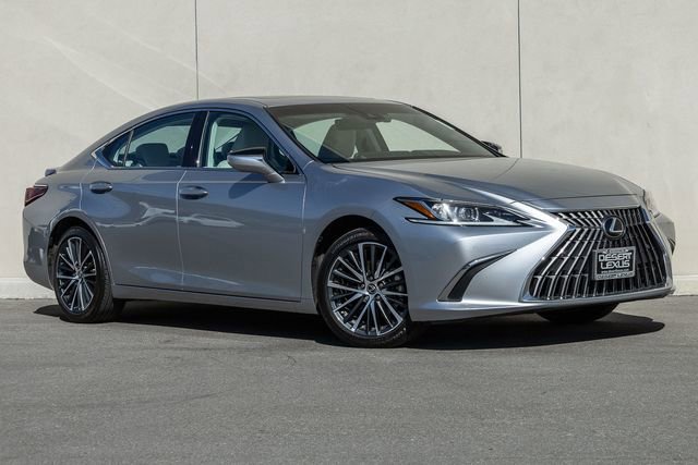 Used 2025 Lexus ES 300h 300h image 16