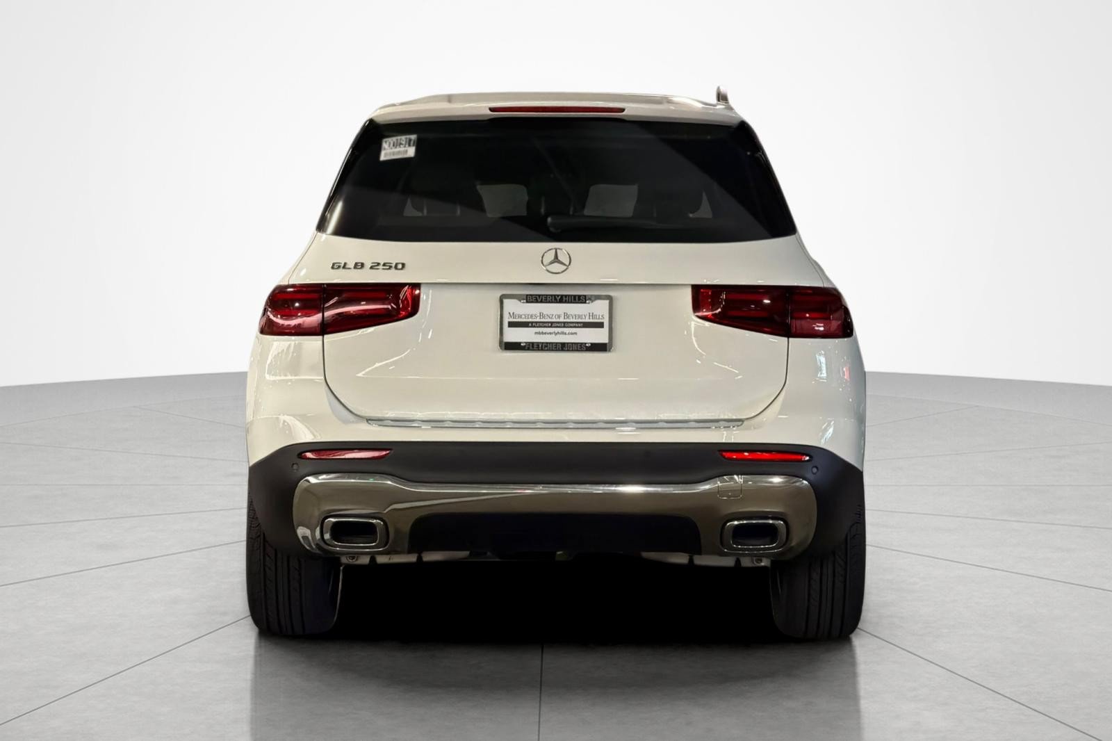 New 2026 Mercedes-Benz GLB 250 image 4