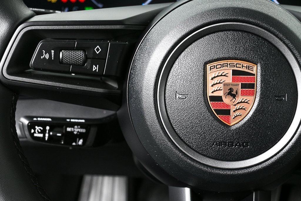 Certified 2025 Porsche Taycan image 10