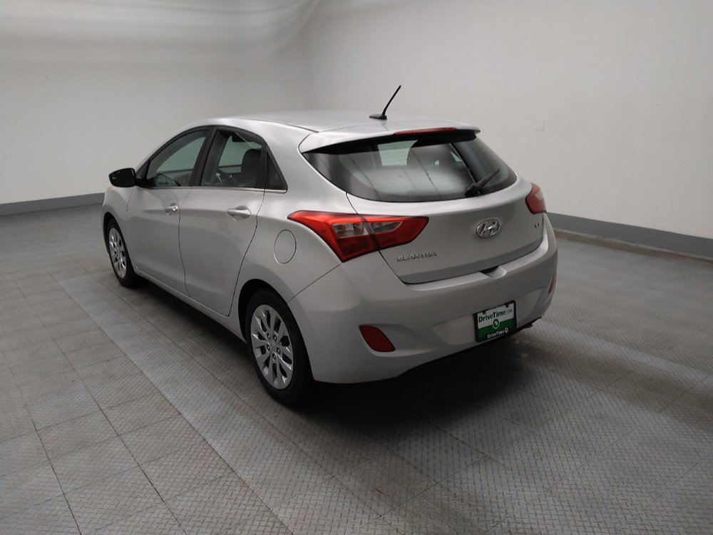 Used 2017 Hyundai Elantra GT image 5