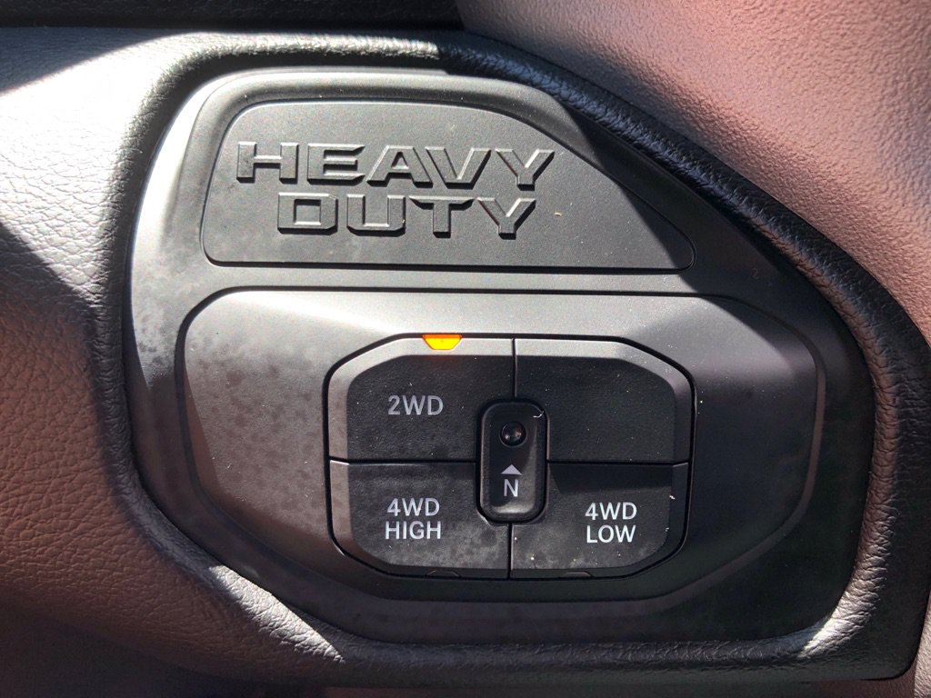 Used 2026 RAM 2500 Laramie AWD/4WD image 37