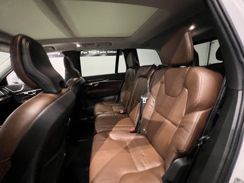 Used 2019 Volvo XC90 T6 Momentum w/ Protection Package image 19