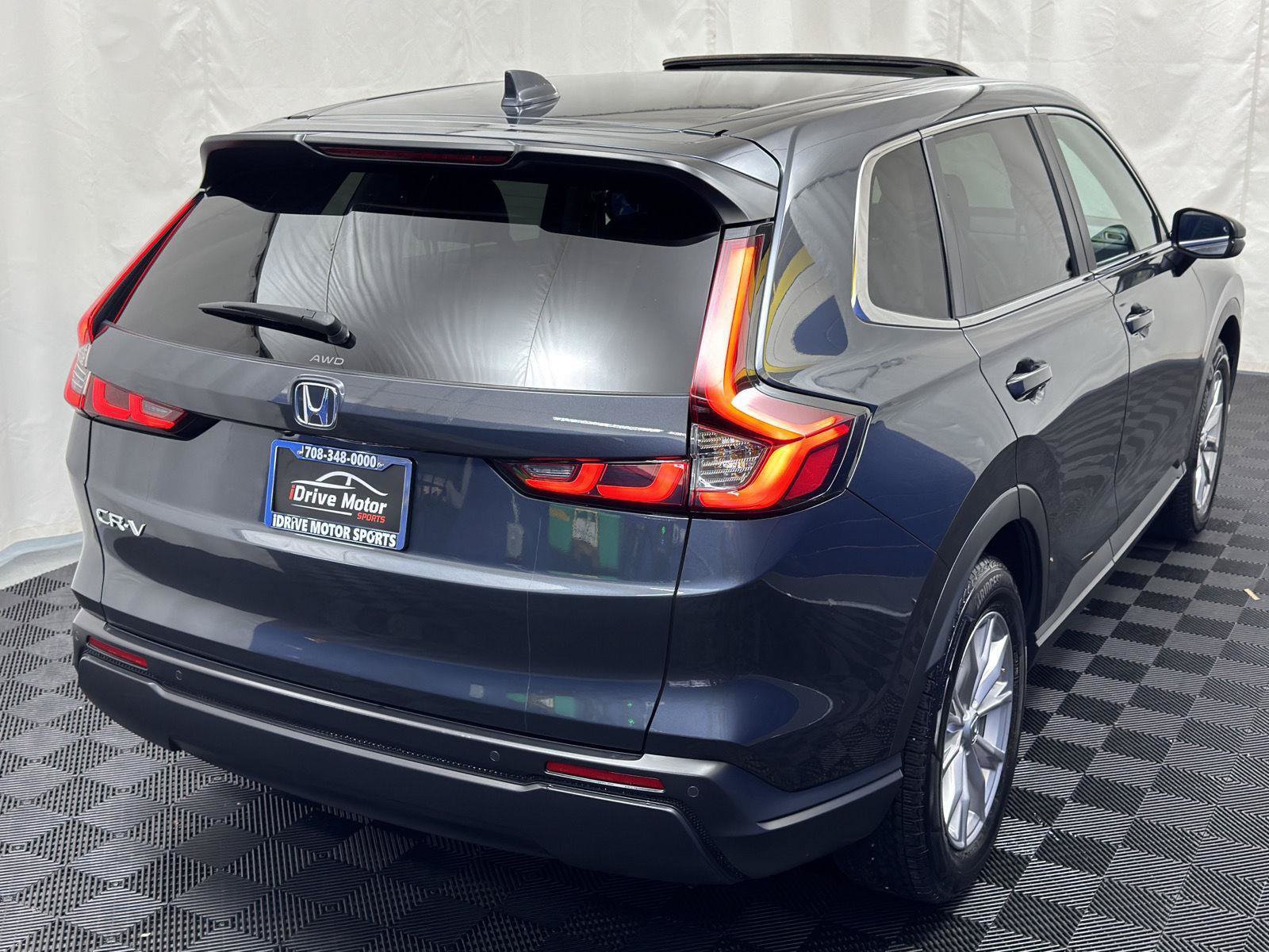 Used 2024 Honda CR-V EX-L image 10