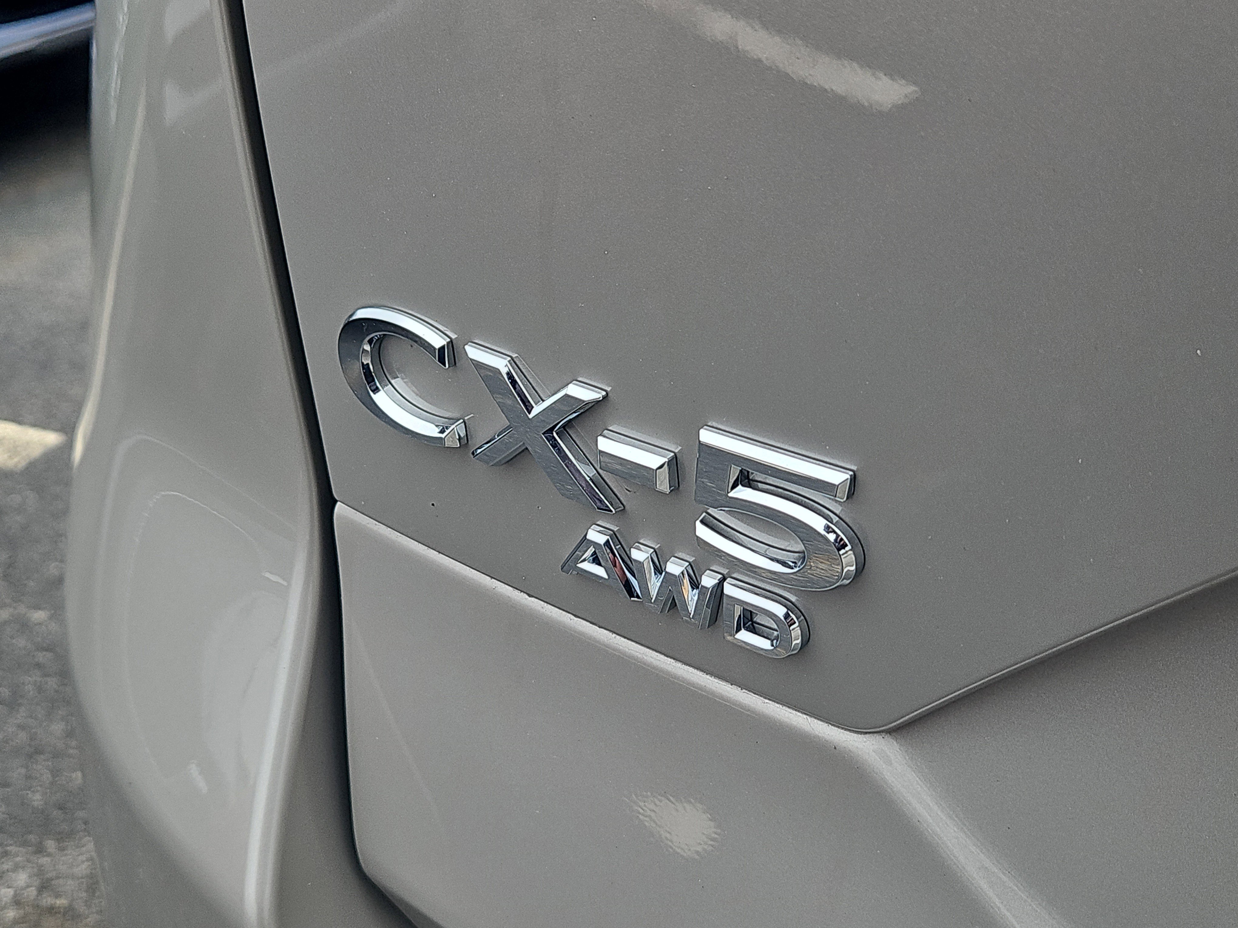 New 2025 MAZDA CX-5 AWD 2.5 S w/ Select Package image 4