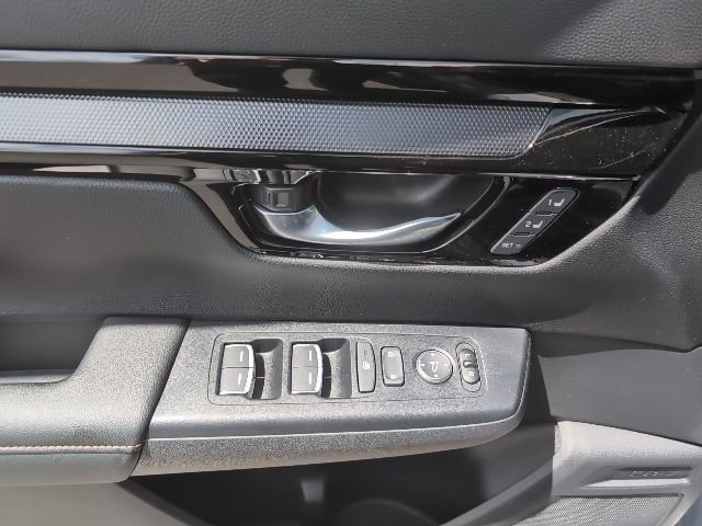 Used 2026 Honda CR-V Sport Touring image 9