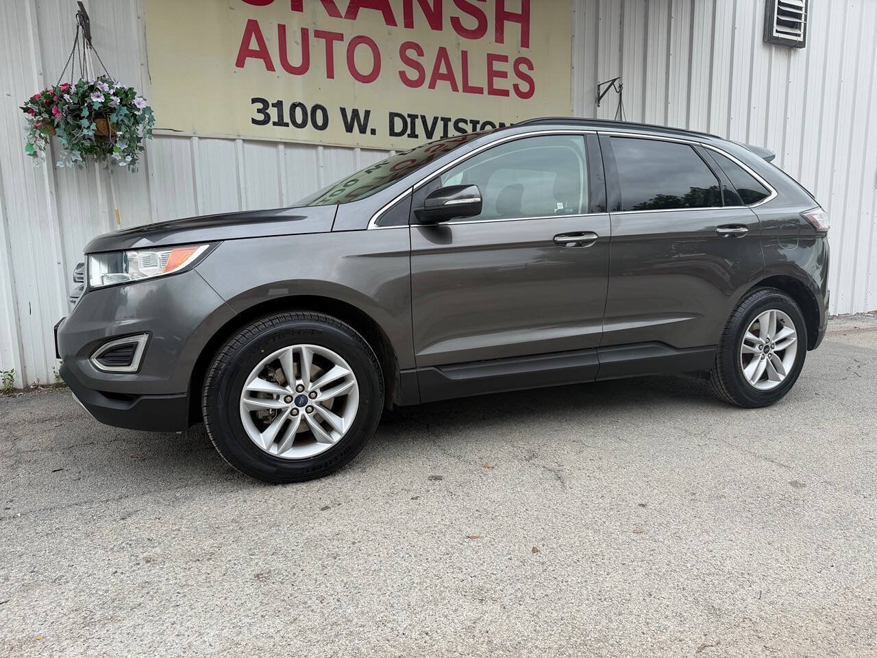 Used 2015 Ford Edge SEL w/ Equipment Group 201A FWD image 9