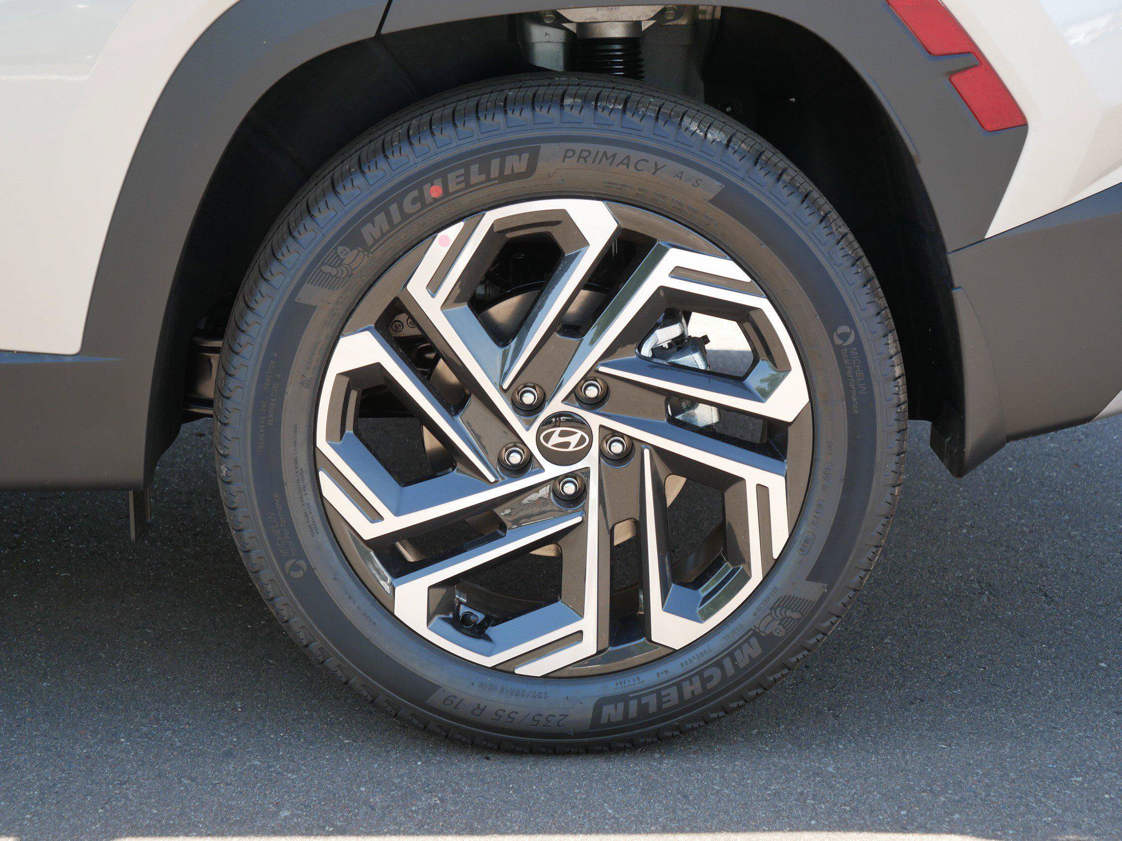 New 2026 Hyundai Tucson SEL Plus AWD/4WD image 4