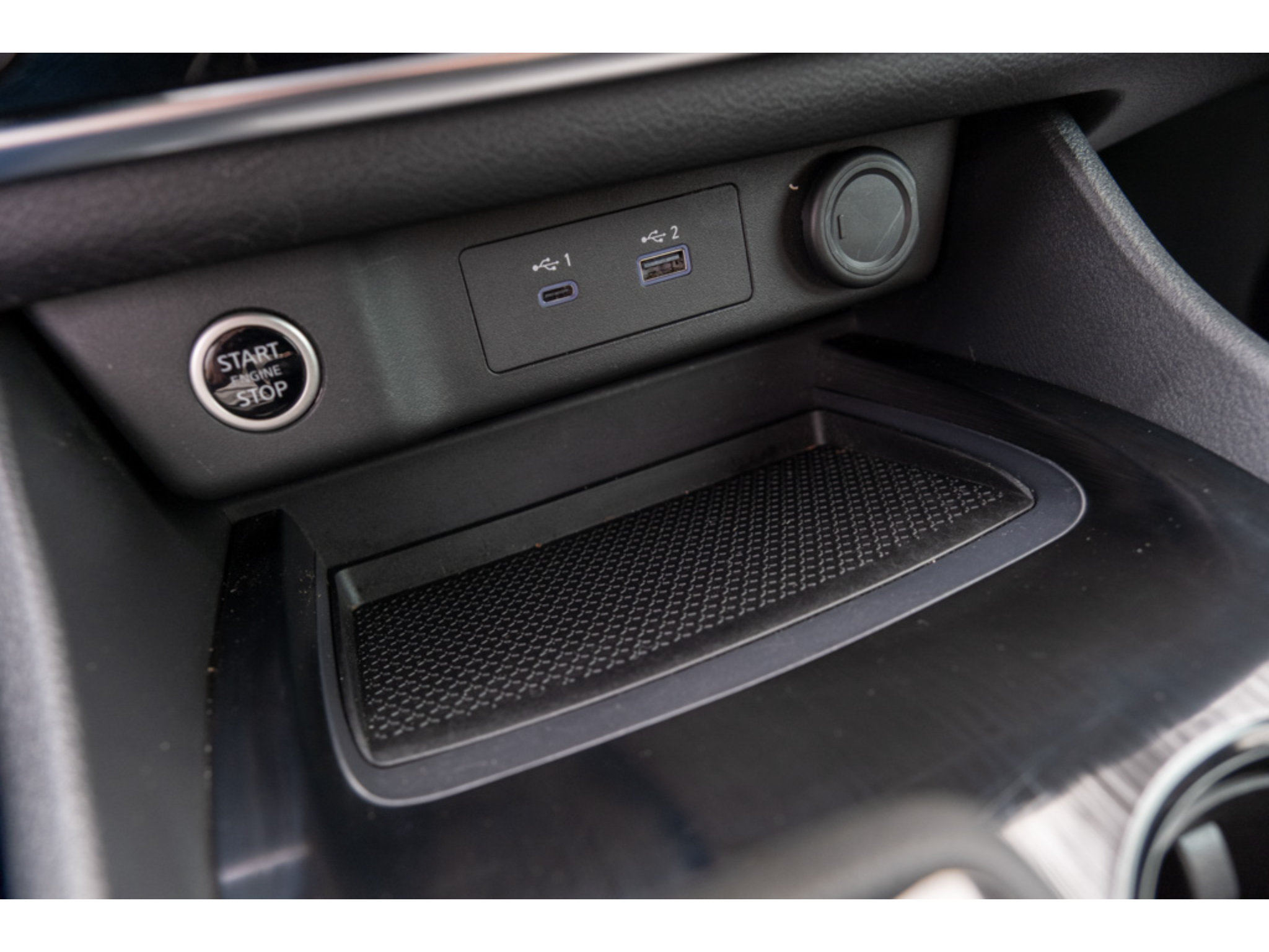 Used 2023 Nissan Rogue S FWD image 27