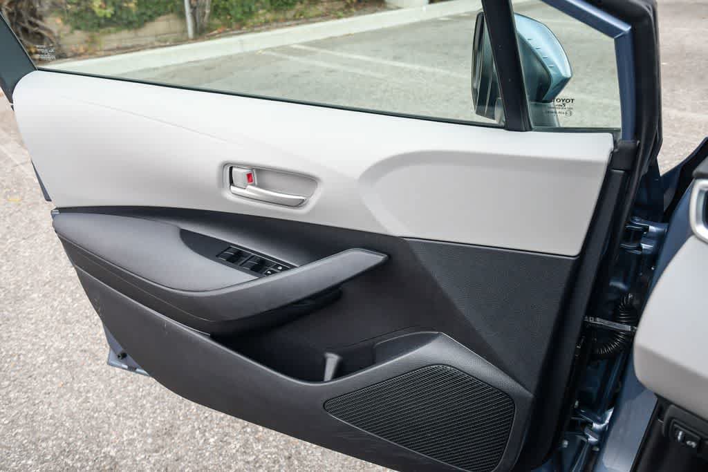 Used 2020 Toyota Corolla L w/ Carpet Mat Package (TMS) FWD image 24