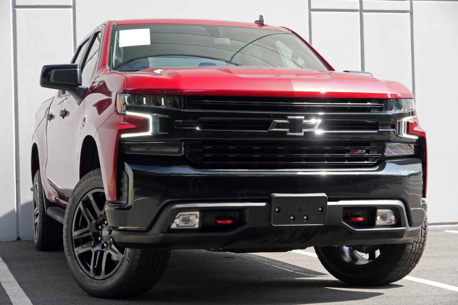 Used 2022 Chevrolet Silverado 1500 LT Trail Boss w/ Bed Protection Package AWD/4WD image 2