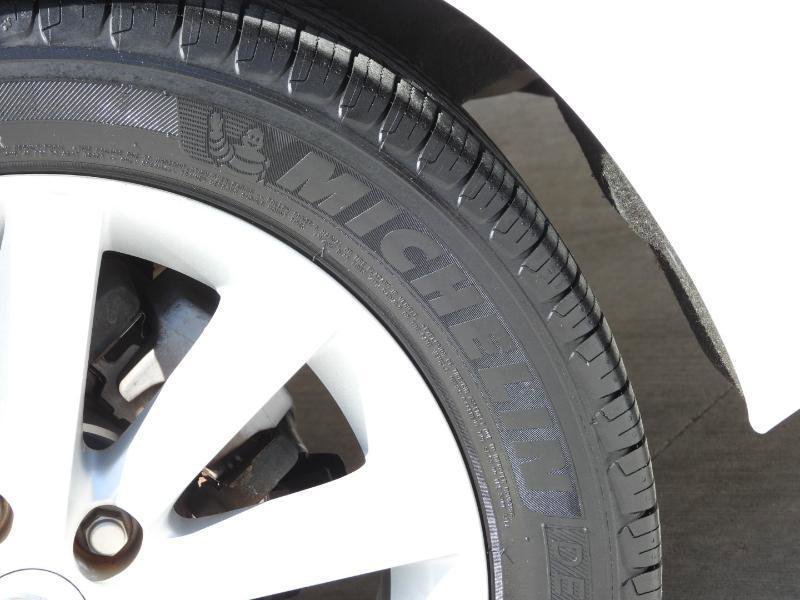 Used 2012 Toyota Camry XLE FWD image 12