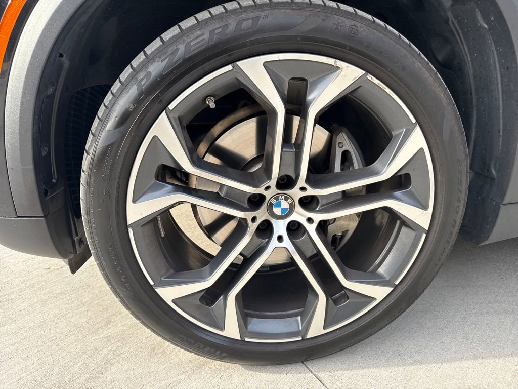 Used 2024 BMW X5 xDrive40i w/ Premium Package image 11