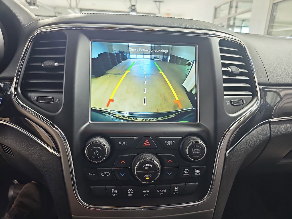 Used 2018 Jeep Grand Cherokee Overland image 27