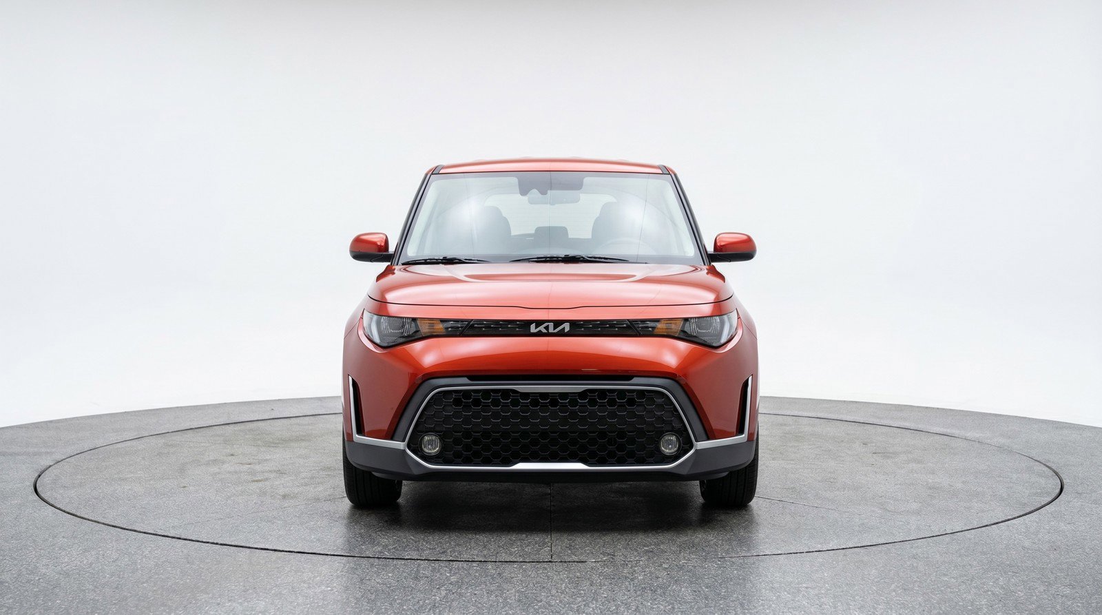 Used 2025 Kia Soul LX w/ LX Technology Package FWD image 2