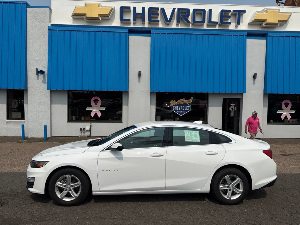 Used 2024 Chevrolet Malibu LT FWD image 20