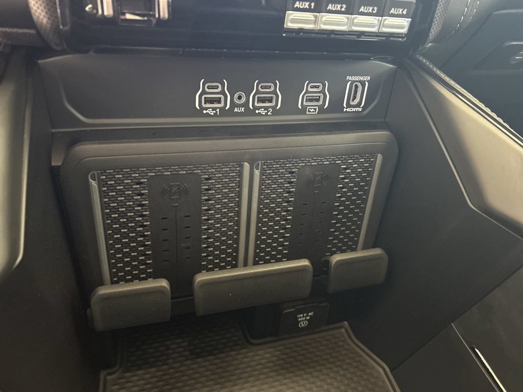 Used 2025 RAM 2500 Limited AWD/4WD image 64