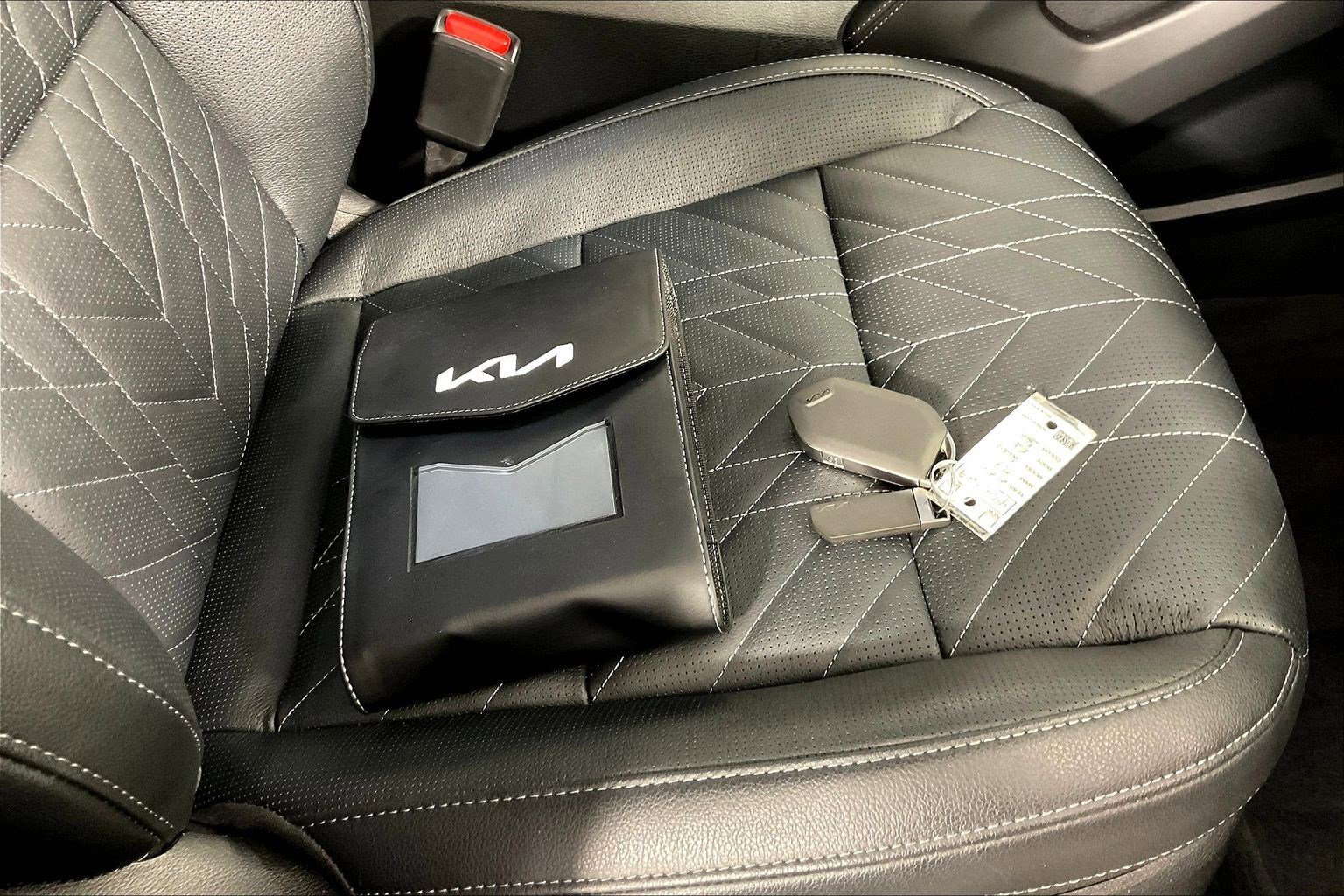 Used 2025 Kia Telluride EX X-Line image 36