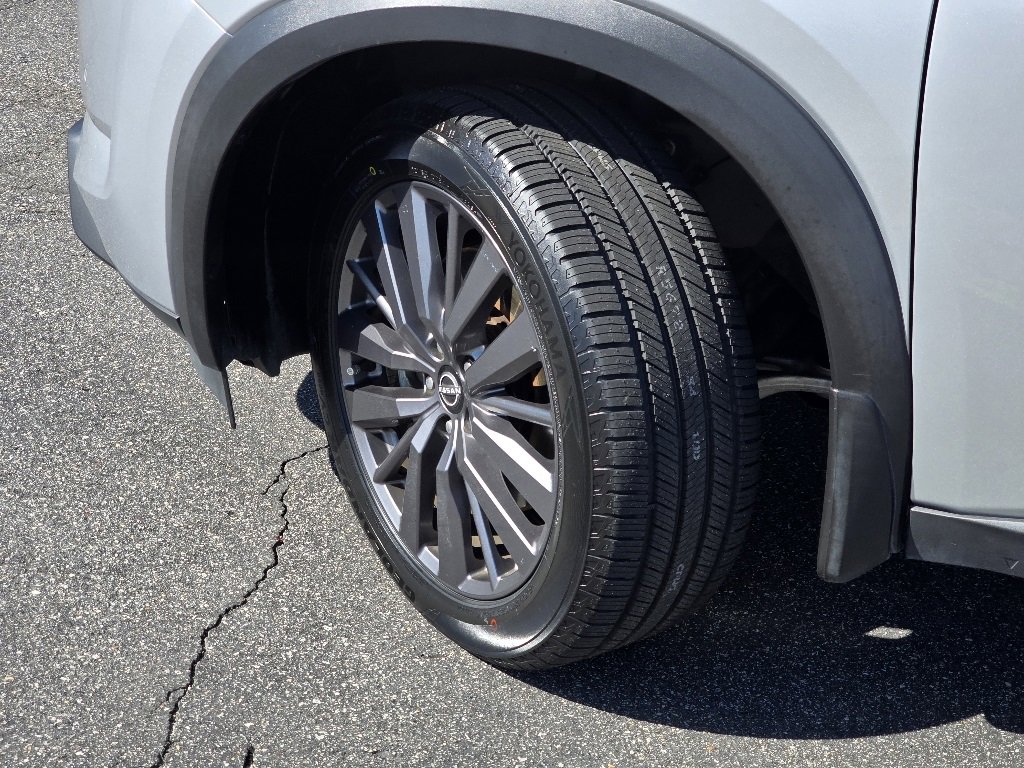 Used 2024 Nissan Pathfinder SL w/ SL Premium Package image 27