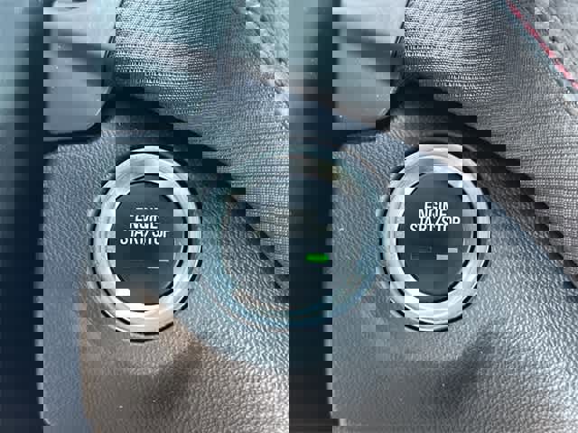 Used 2022 Chevrolet Equinox RS w/ Infotainment Package image 10