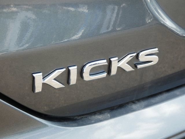 New 2025 Nissan Kicks Play S image 11