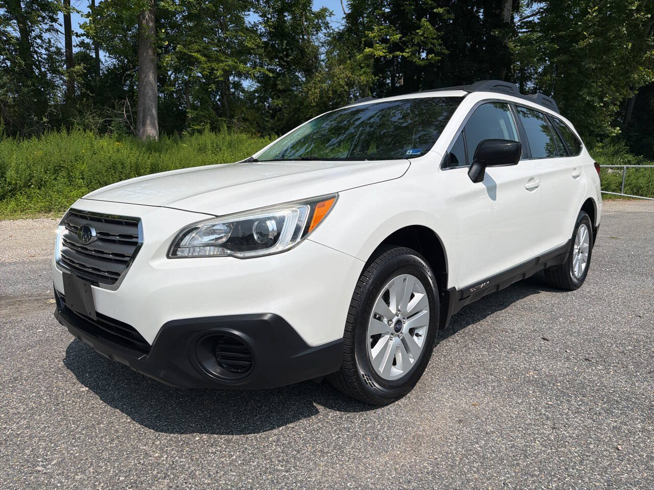 Used 2017 Subaru Outback 2.5i AWD/4WD image 4