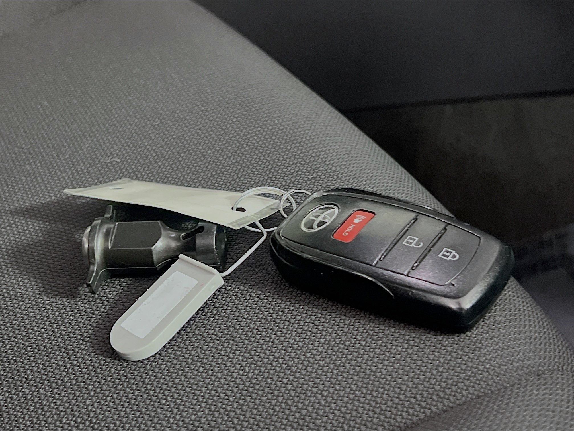 Used 2024 Toyota Corolla Cross LE FWD image 36