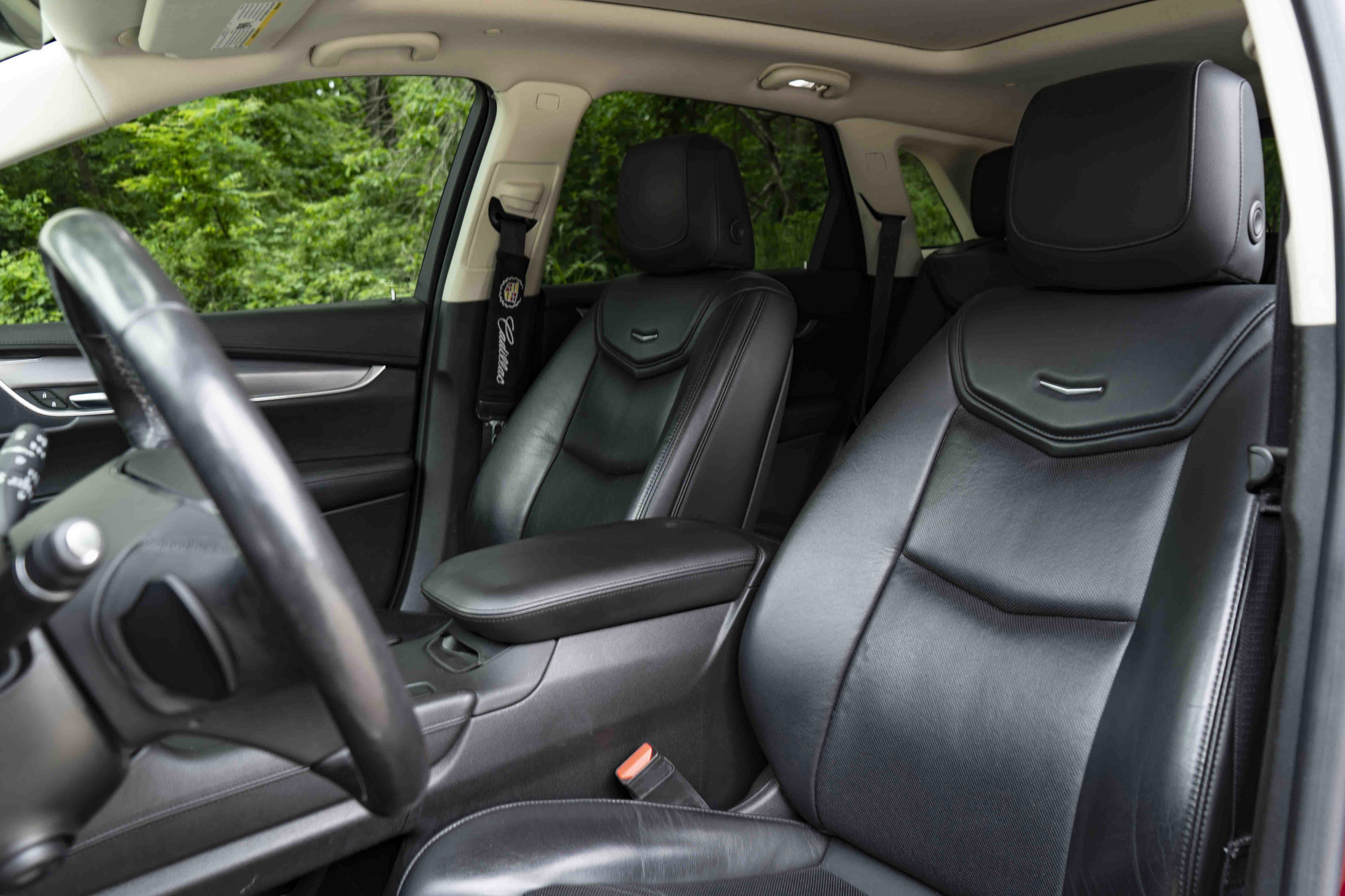 Used 2017 Cadillac XT5 Luxury image 17