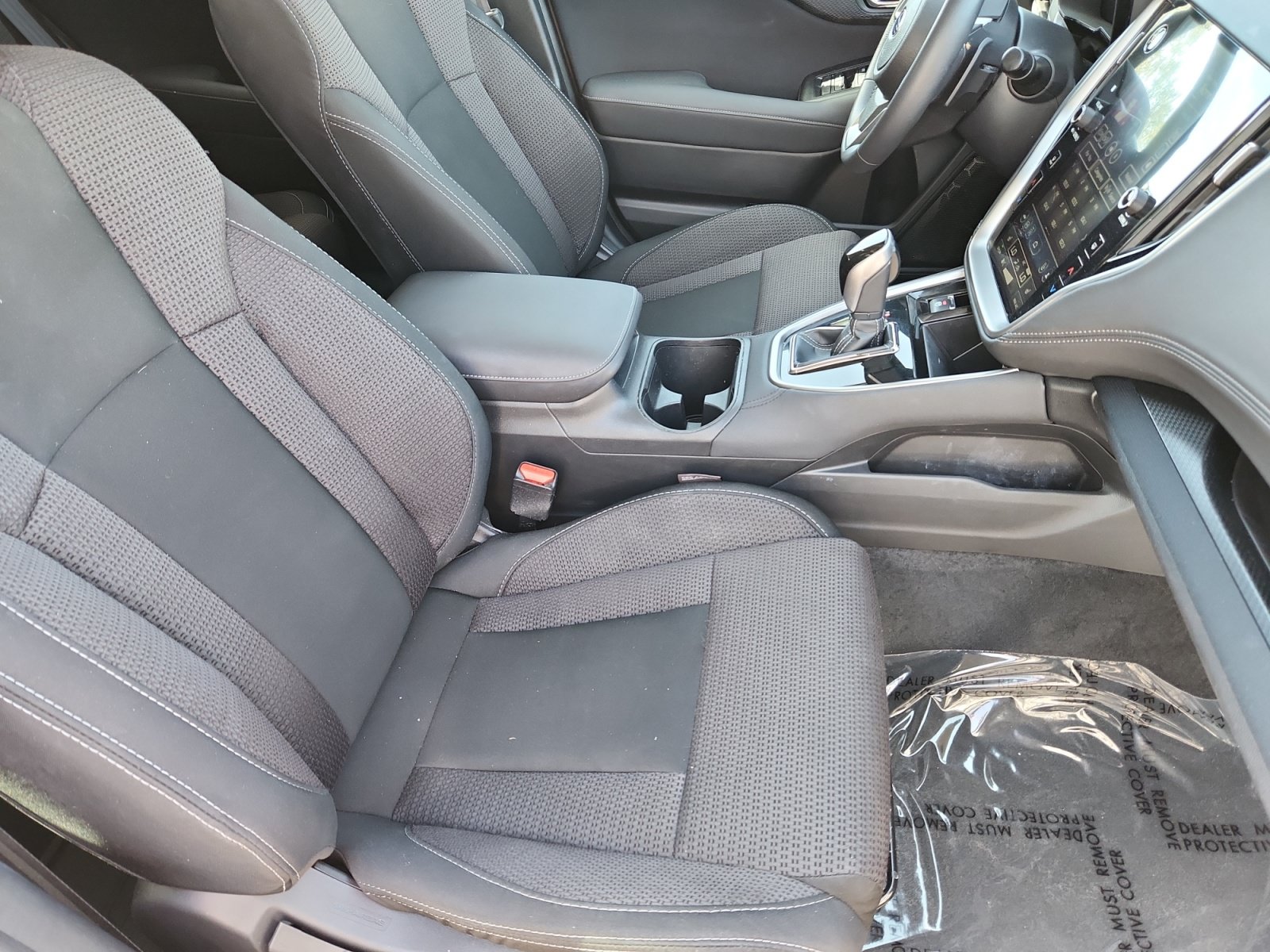 Used 2025 Subaru Outback Premium AWD/4WD image 16