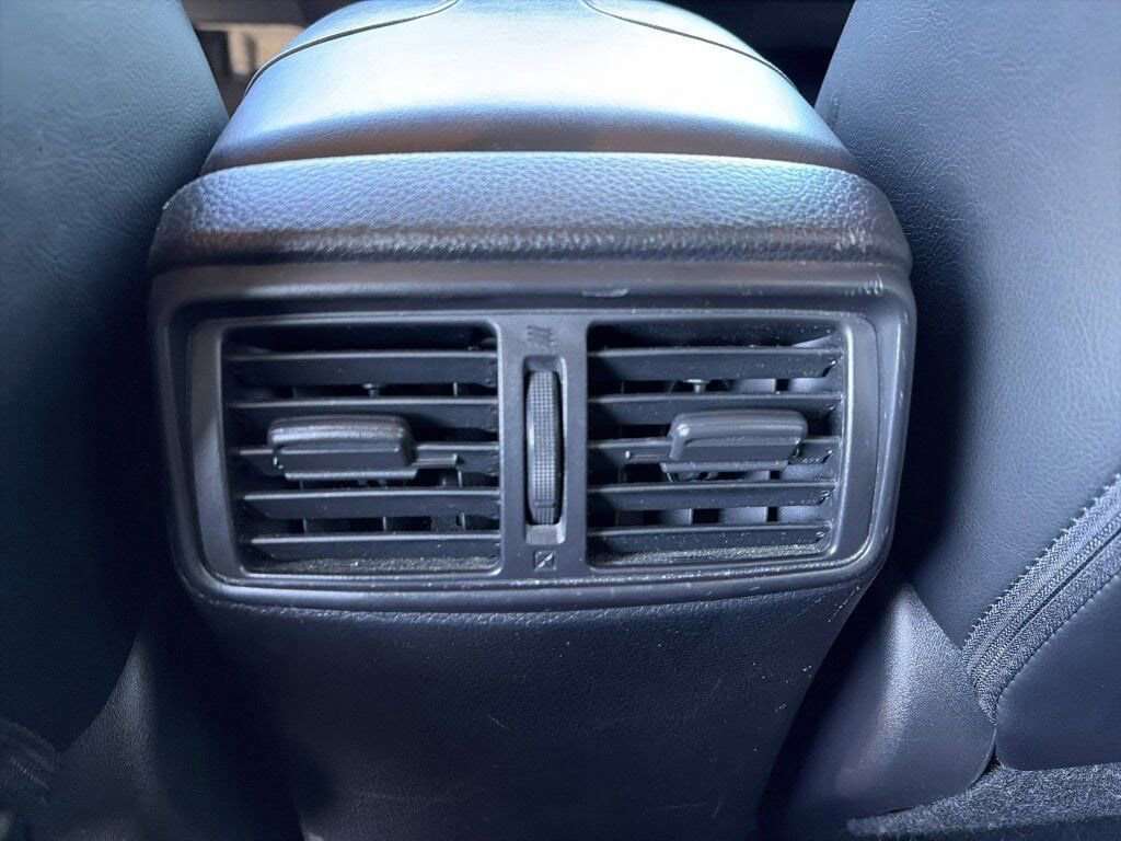 Used 2022 Nissan Rogue Sport SL image 31