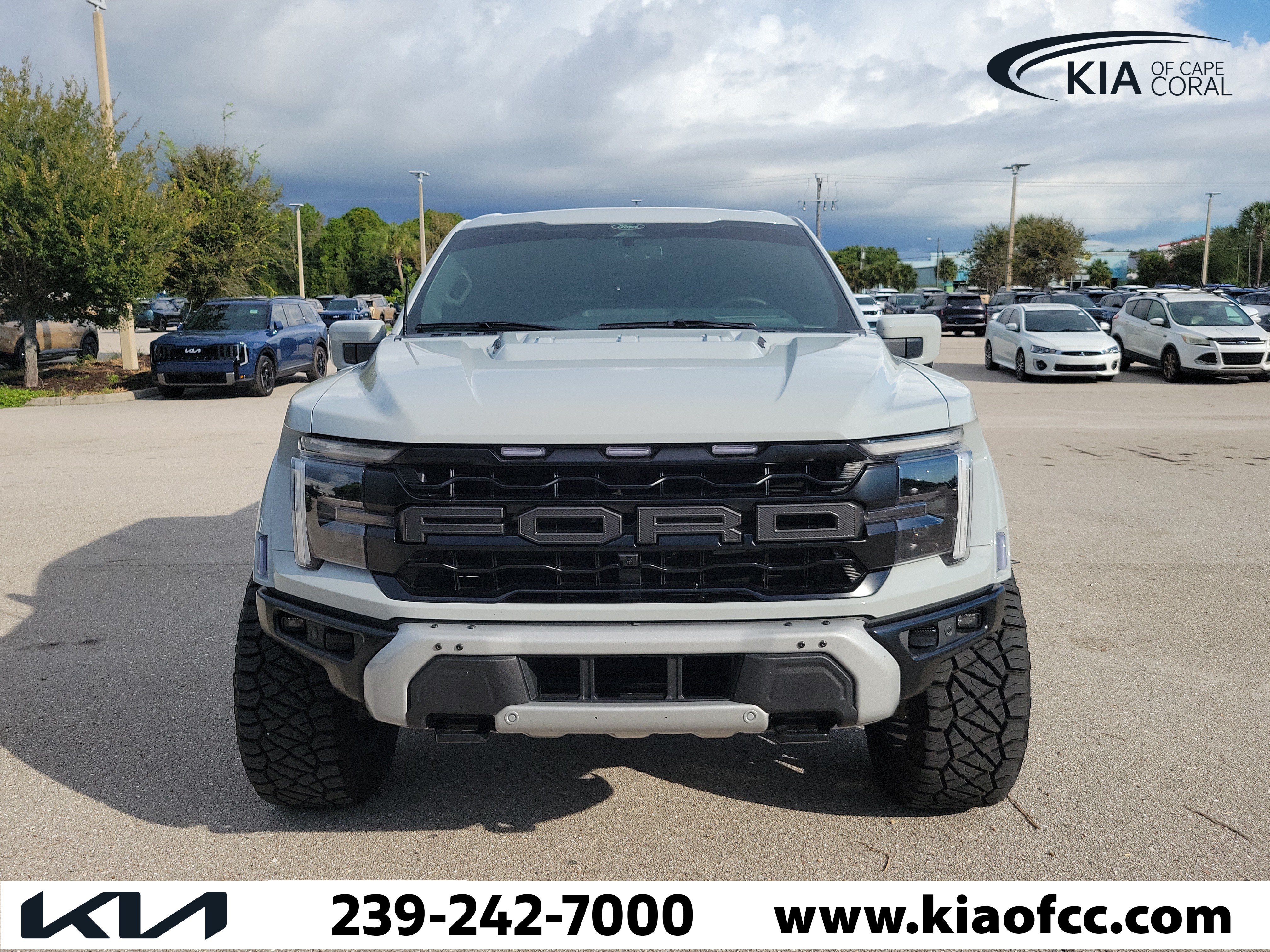 Used 2026 Ford F150 Raptor AWD/4WD image 3