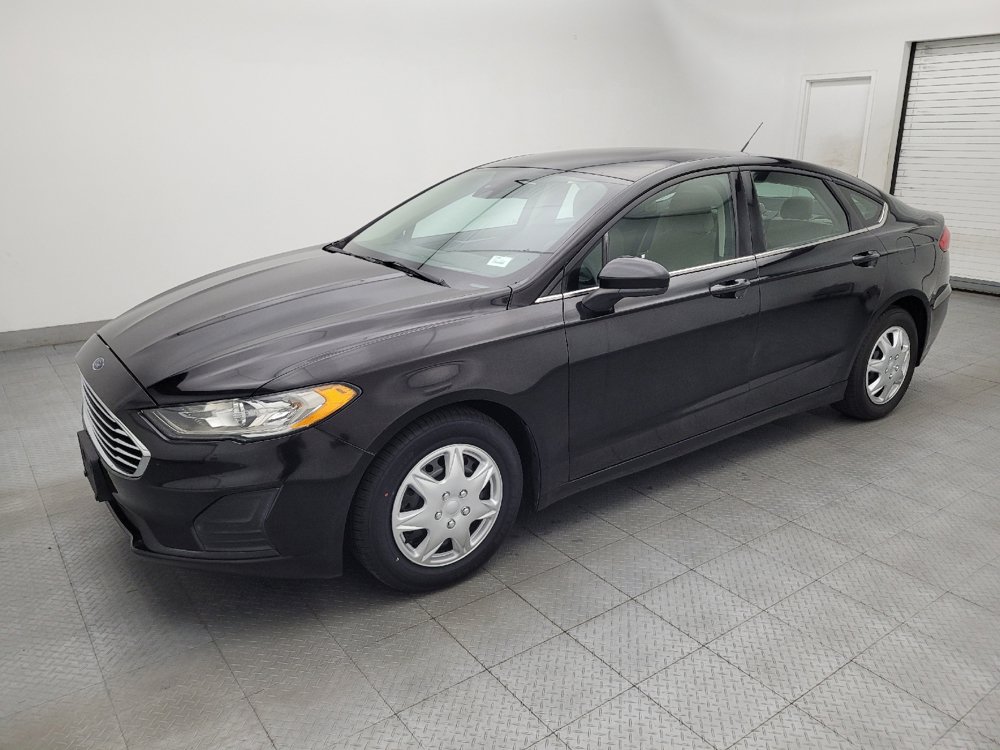 Used 2019 Ford Fusion S FWD image 2