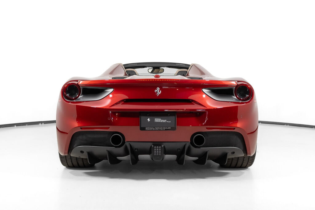 Used 2019 Ferrari 488 Spider RWD image 6