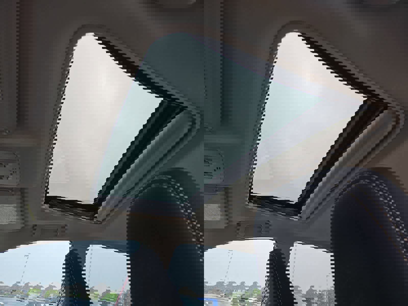 Used 2014 Toyota RAV4 XLE FWD image 18