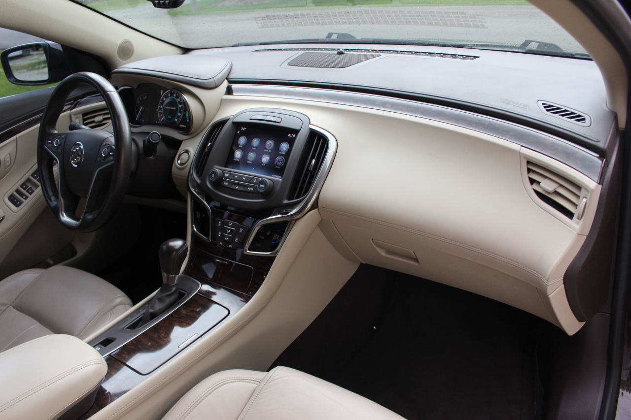 Used 2015 Buick LaCrosse Leather FWD image 40