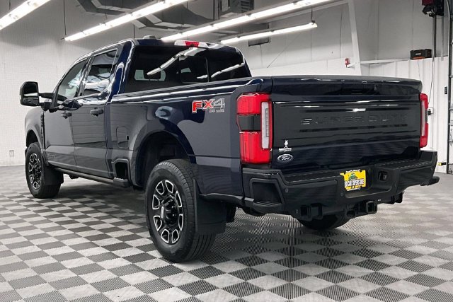 Used 2025 Ford F250 Platinum AWD/4WD image 2