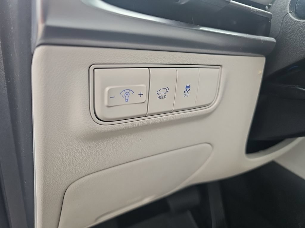 Certified 2025 Hyundai Tucson SEL AWD/4WD image 15