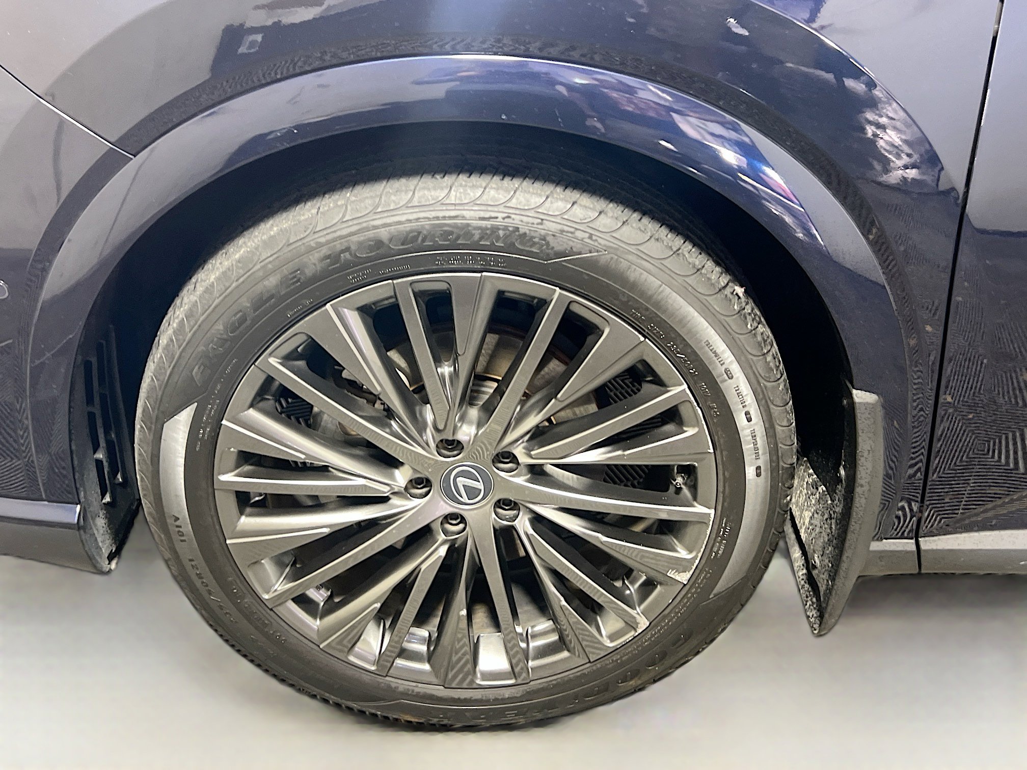 Used 2023 Lexus RX 350 FWD w/ Cold Area Package image 13