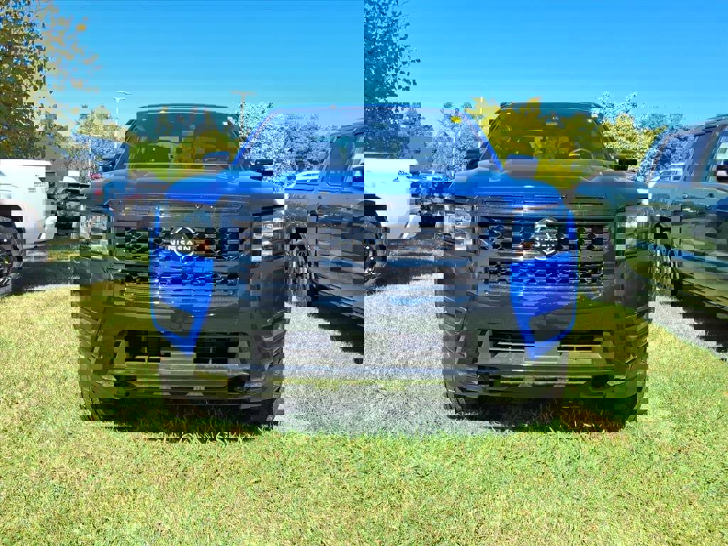 New 2026 Nissan Frontier SV image 2