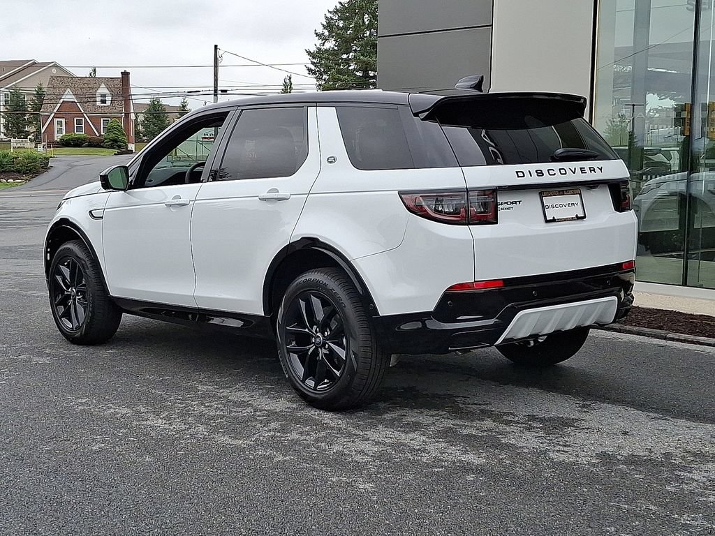 New 2026 Land Rover Discovery Sport Landmark AWD/4WD image 4