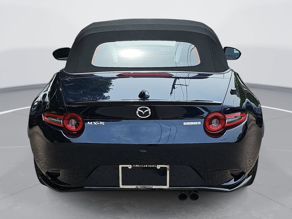 New 2026 MAZDA MX-5 Miata Club w/ Interior Package RWD image 6