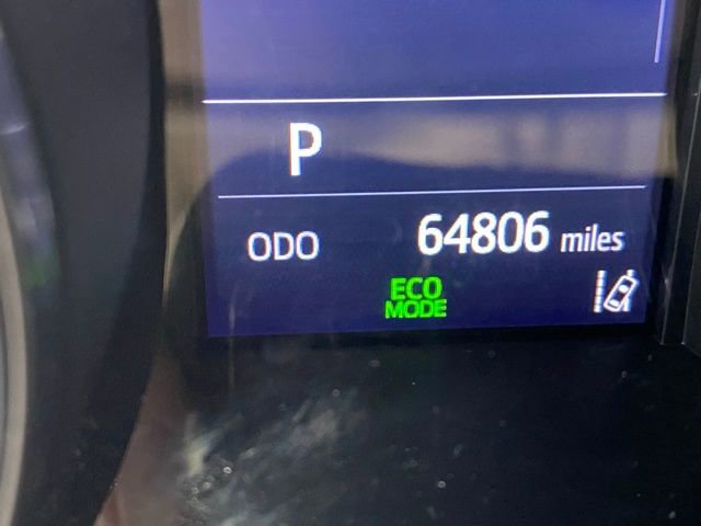 Used 2021 Toyota C-HR LE image 29