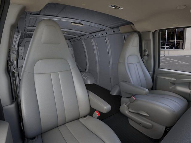 New 2025 GMC Savana 2500 RWD image 16
