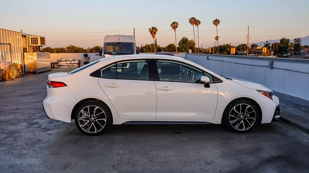 Used 2020 Toyota Corolla SE w/ Carpet Mat Package (TMS) FWD image 13