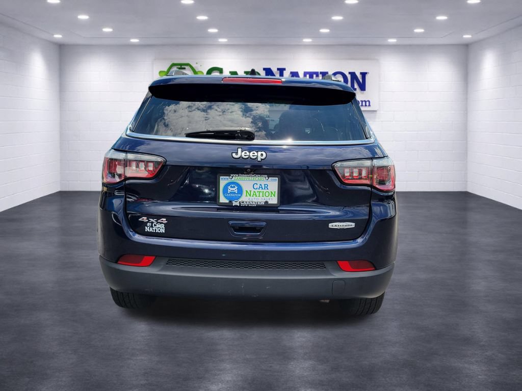 Used 2019 Jeep Compass Latitude w/ Cold Weather Group AWD/4WD image 4