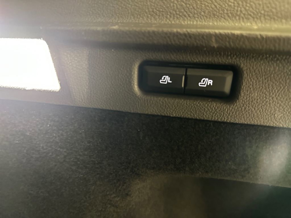 Used 2020 Lincoln Corsair Reserve w/ Elements Package AWD/4WD image 16