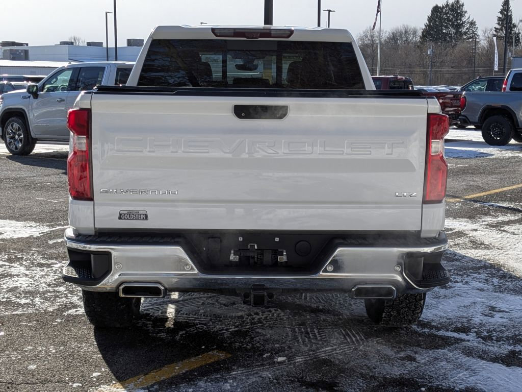 Used 2021 Chevrolet Silverado 1500 LTZ w/ LTZ Premium Package image 6